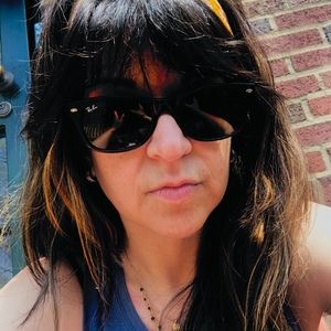 Meet your Posher, Lori